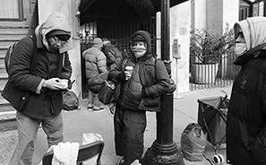 Feeding the Needy : Homeless : Street Life : New York : Personal Photo Projects : Photos : Richard Moore : Photographer